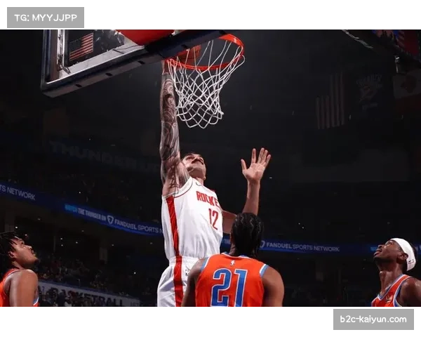 亚当斯前场篮板率创历史 火箭内线成二次进攻保障